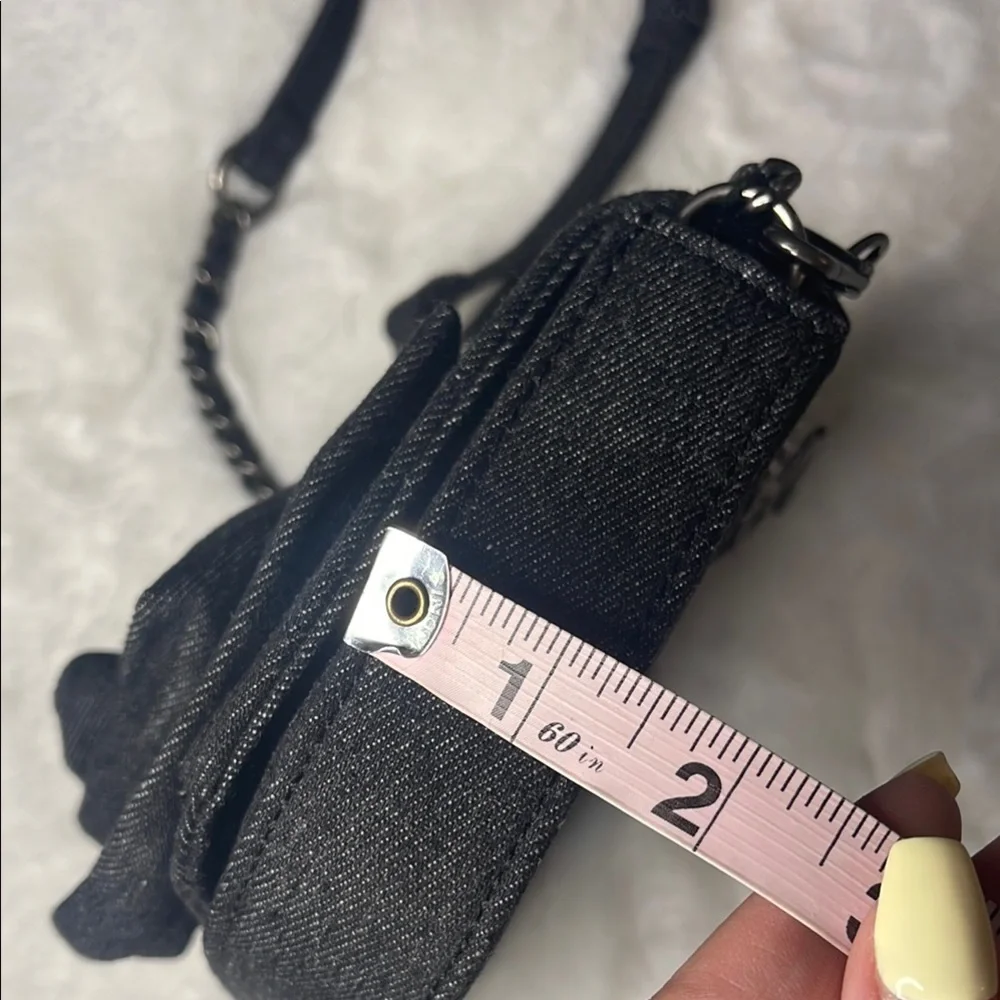 Steve Madden - Black/Charcoal Denim Borla Rose Bud Chain Crossbody - Picture 13 of 13